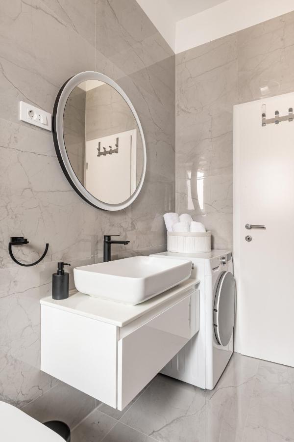 Studio Apartment Home Сплит Екстериор снимка
