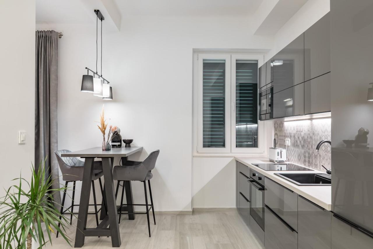 Studio Apartment Home Сплит Екстериор снимка
